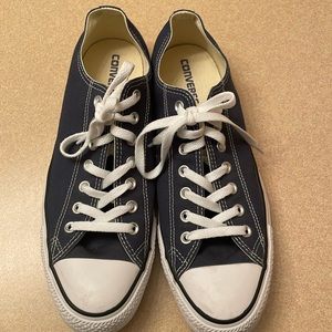 Like new navy converse all star. Men’s 11.